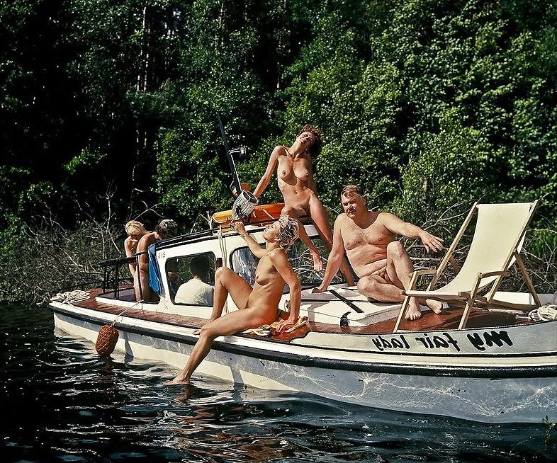 25P Naturists