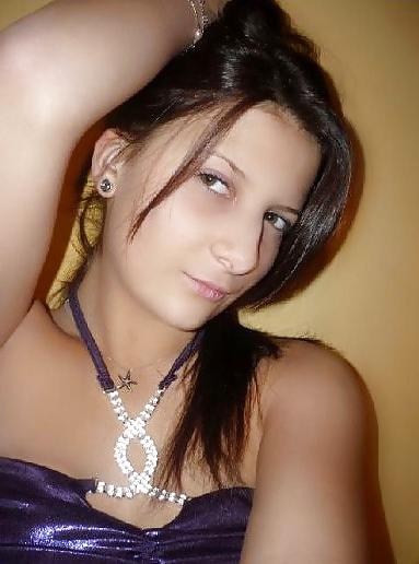 25P ROMANIAN TEEN SLUTS 25