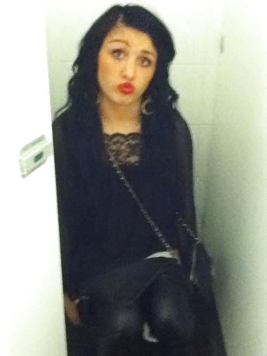 20P Teens on Toilets 2