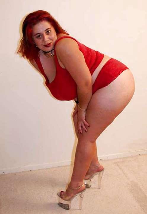 25P Random Sexxxii Bbw's Posing...