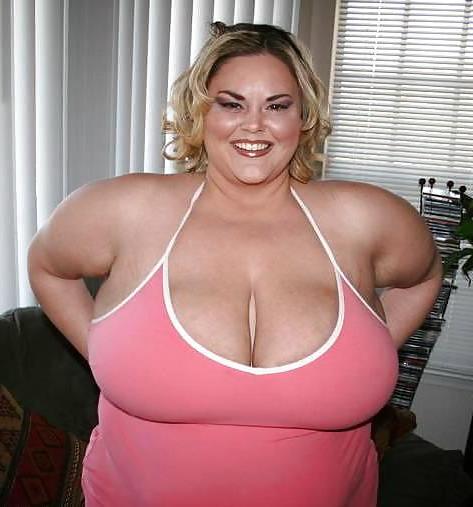 25P Random Sexxxii Bbw's Posing...