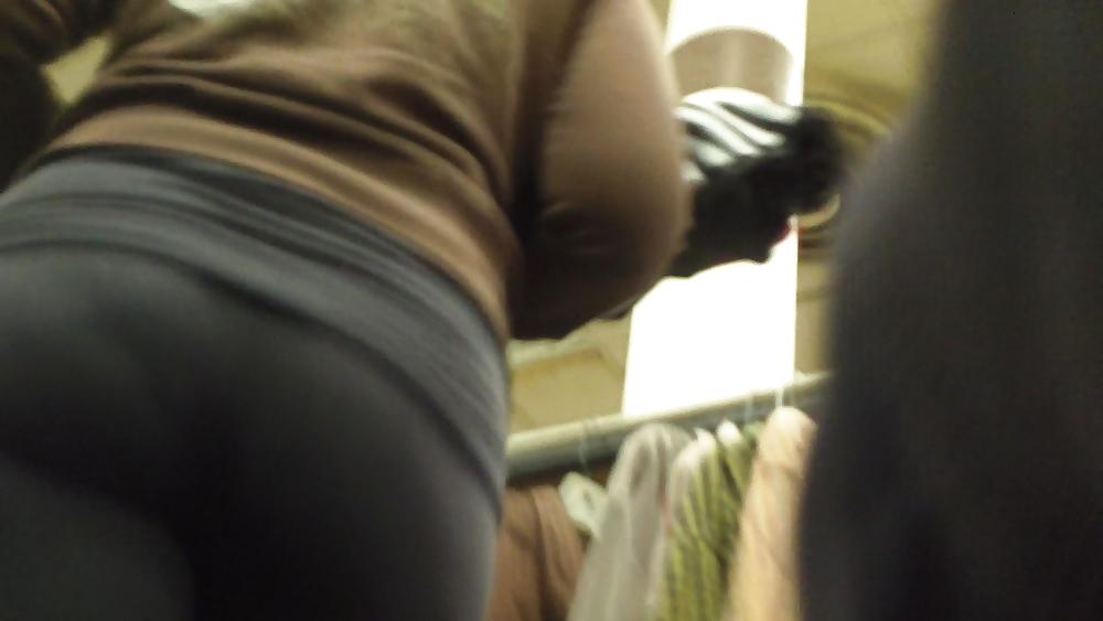 25P Teen ass & butt in tight spandex pants 