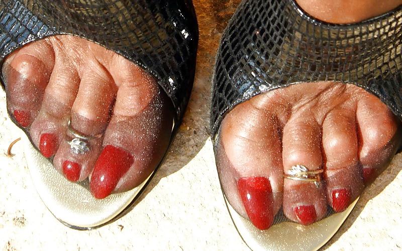 9P The Lady on High Heels