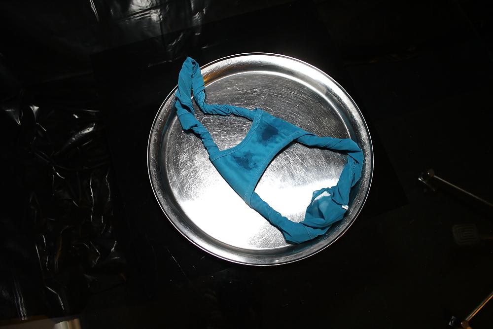 25P Mature Lady - upskirts and wet panty