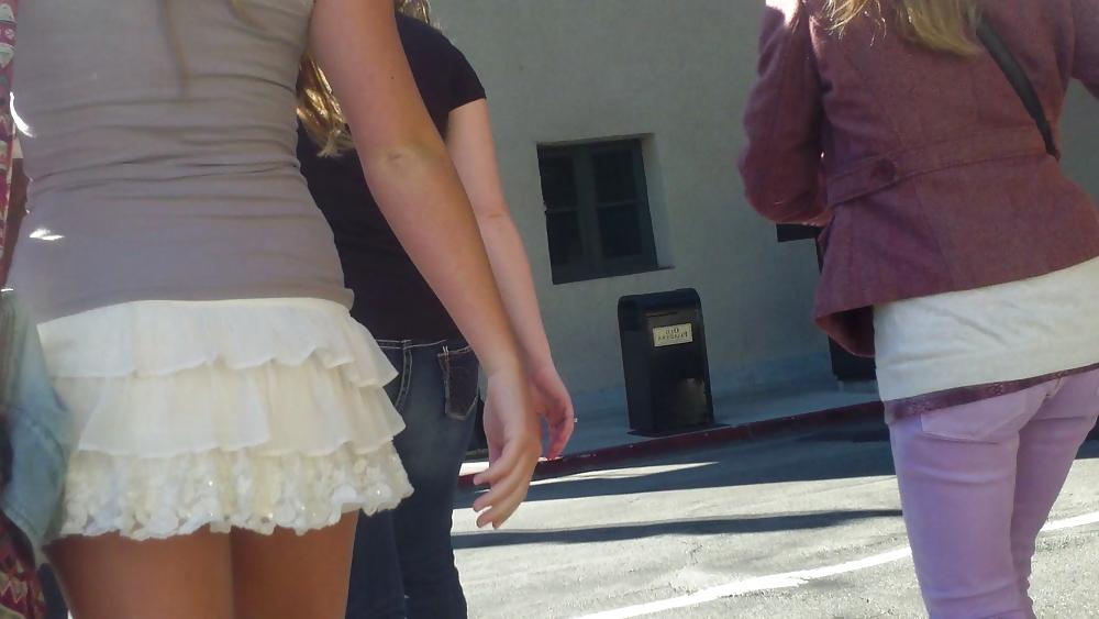 25P Sexy teen girls ass & butt in short mini skirt again