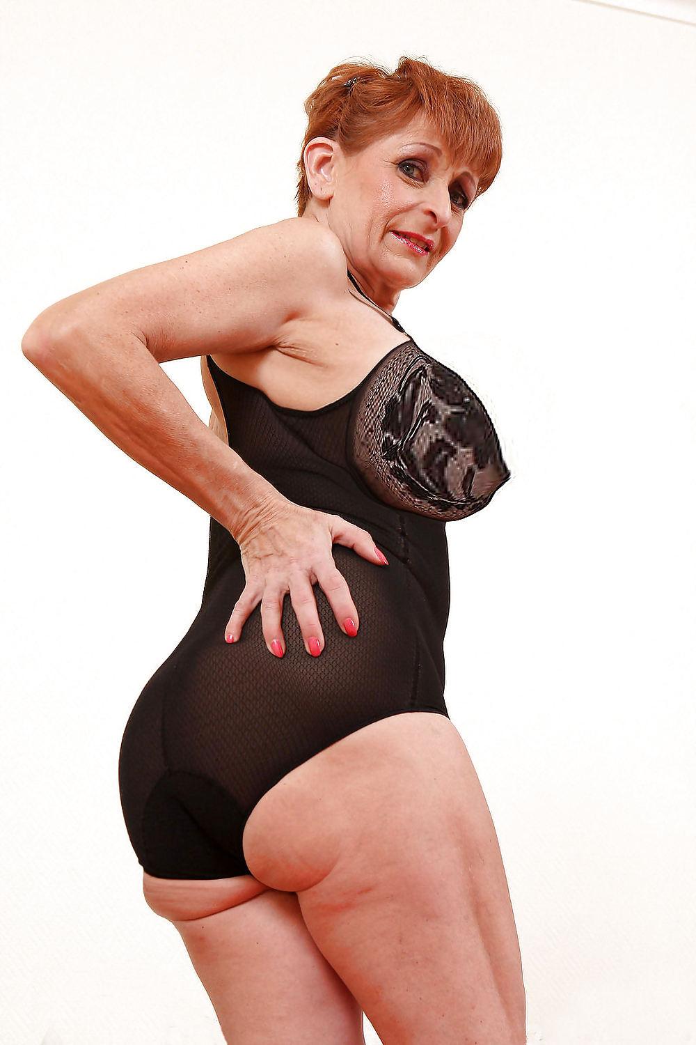 25P Fav granny