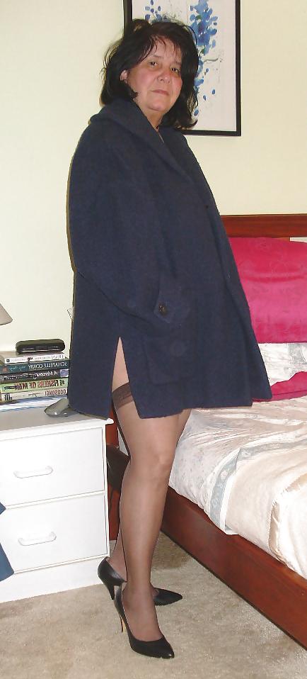 25P Rosemary sexy legs and upskirt 6