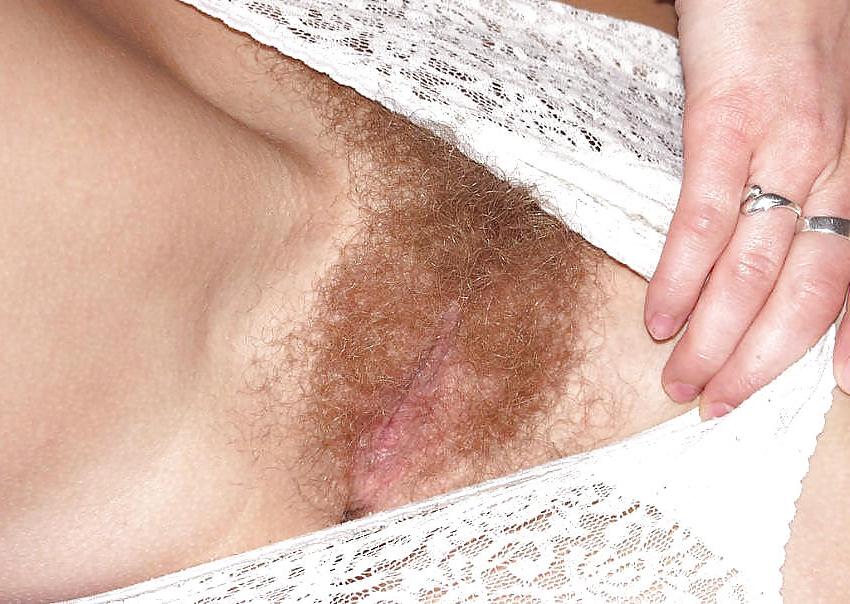 16P Cute Hairy Russian