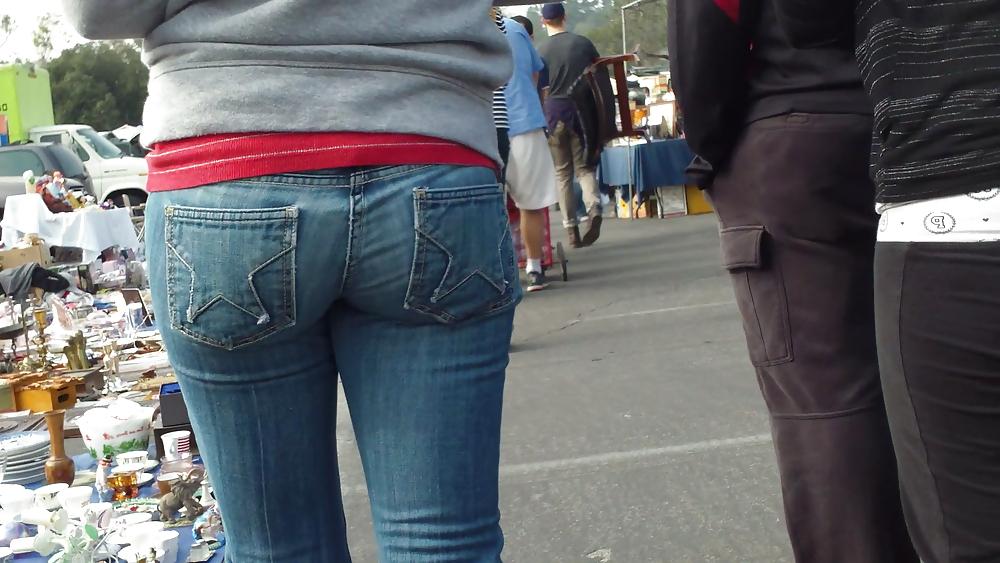 25P Teens ass & butt in tight star jeans 