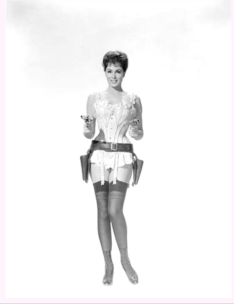 25P Retro CORSETS 2