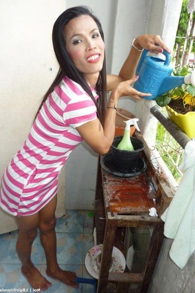 16P Ladyboy stripping and playing with her cock