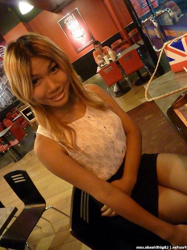 16P Intimate pics of bubble butt femboy girlfriend in Pattaya Thailand