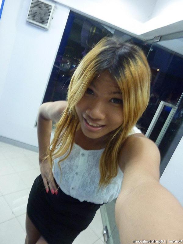 16P Intimate pics of bubble butt femboy girlfriend in Pattaya Thailand