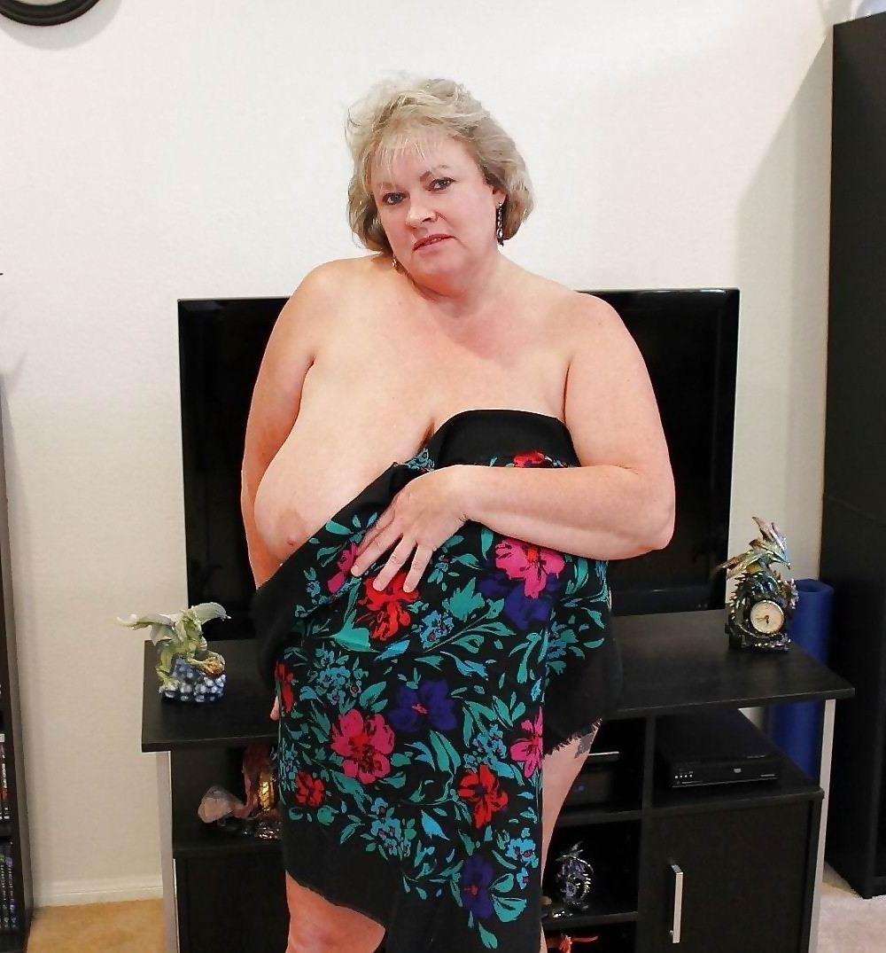 15P old amateur moms and grannies