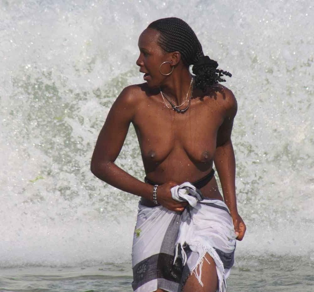 15P Black teen girlfriends posing and naked
