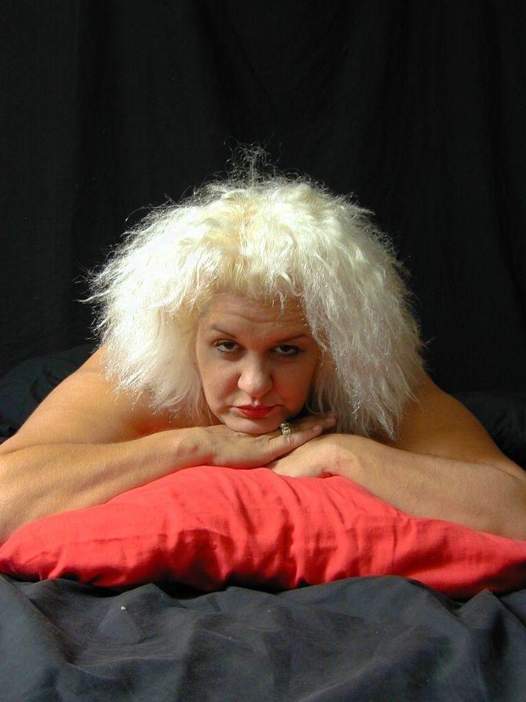 10P Granny Porn