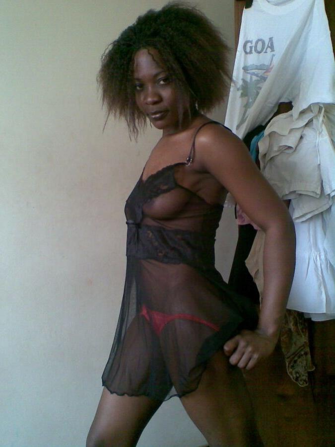 15P These black teen girlfriends posing and naked