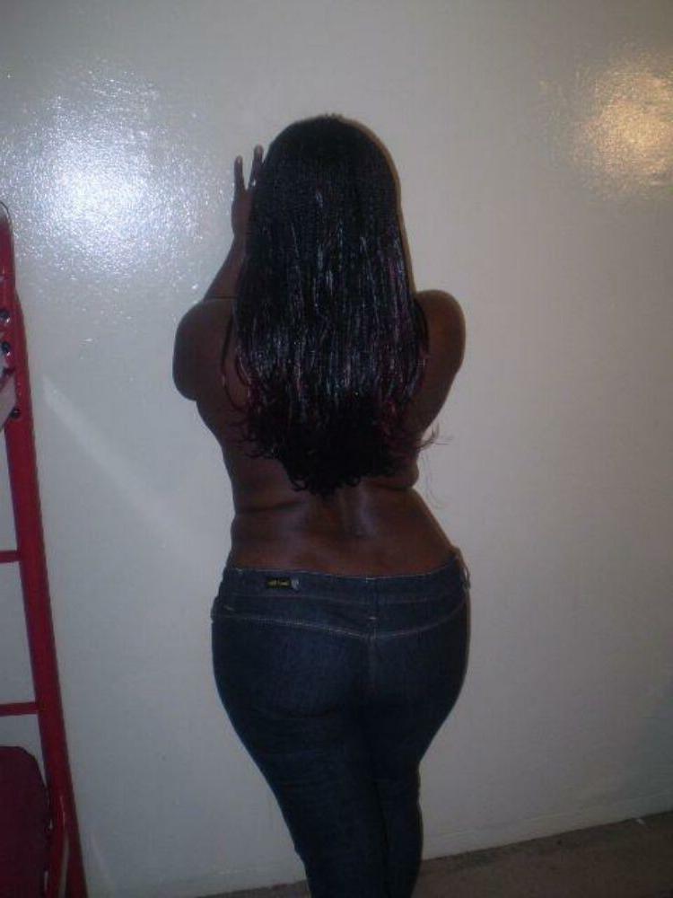 15P Black teen girlfriends posing and naked