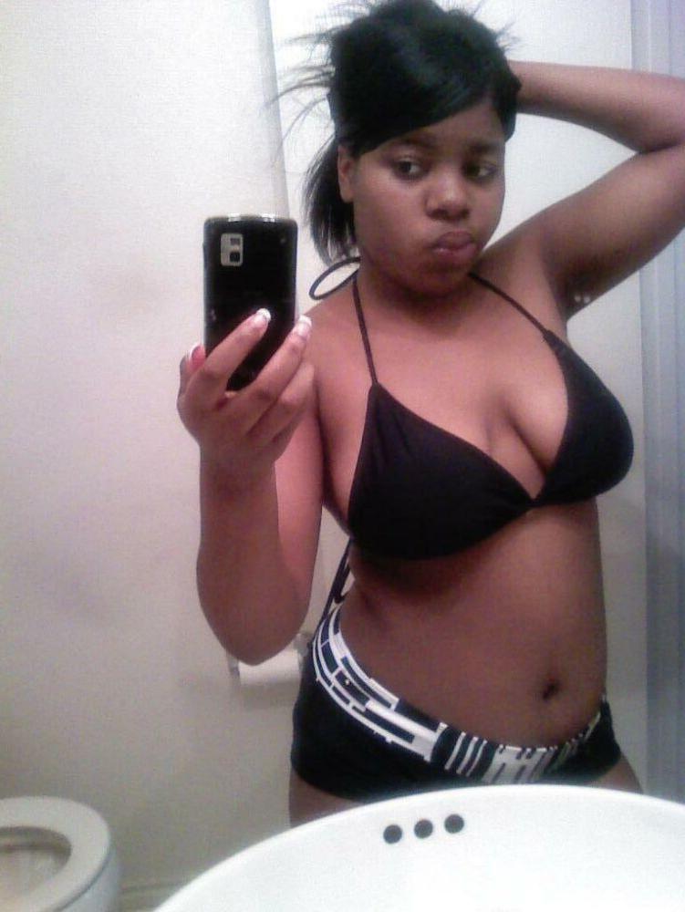 15P Black teen girlfriends posing and naked