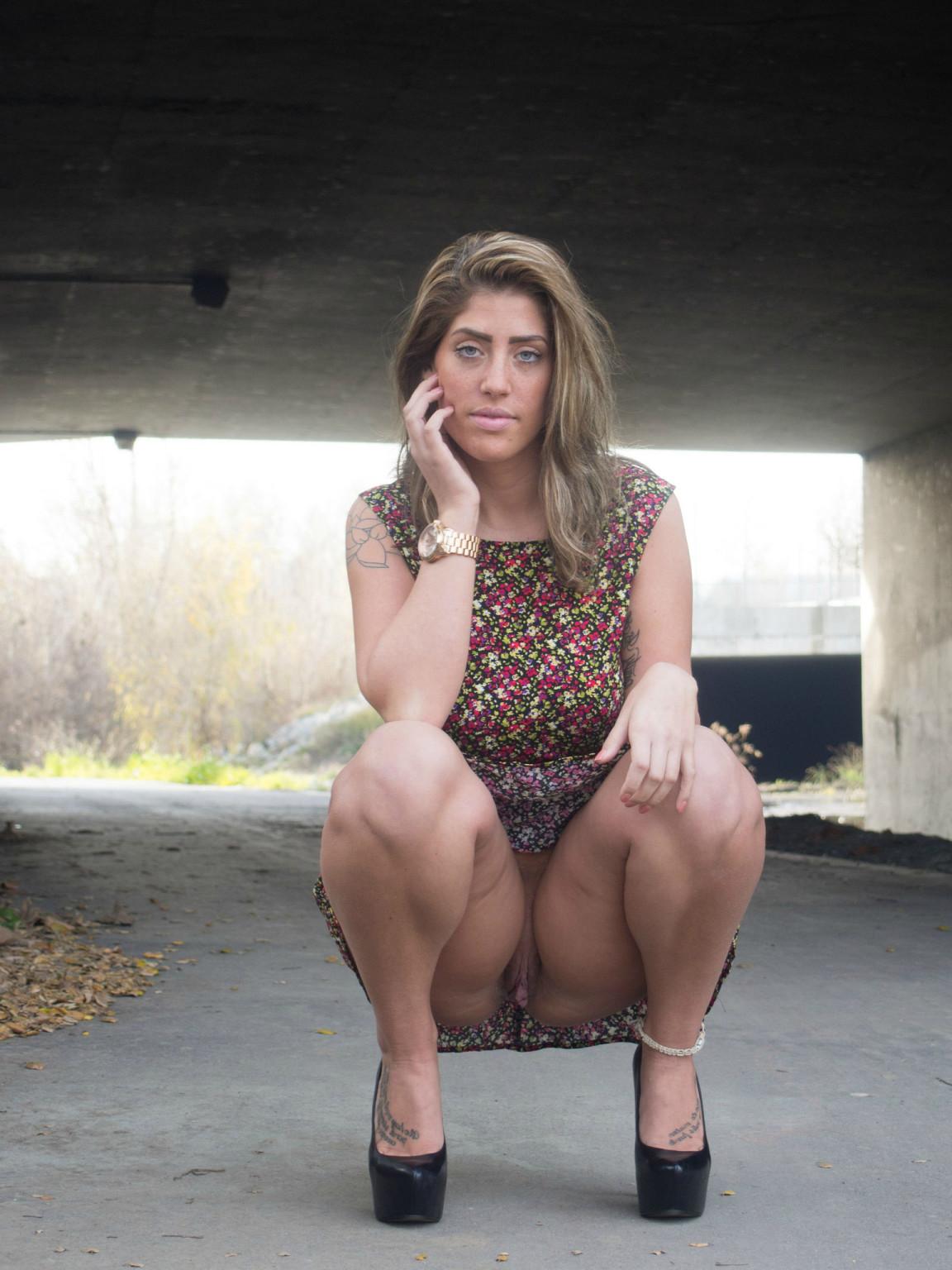 18P Amateur upskirt panty flashing upskirt photos
