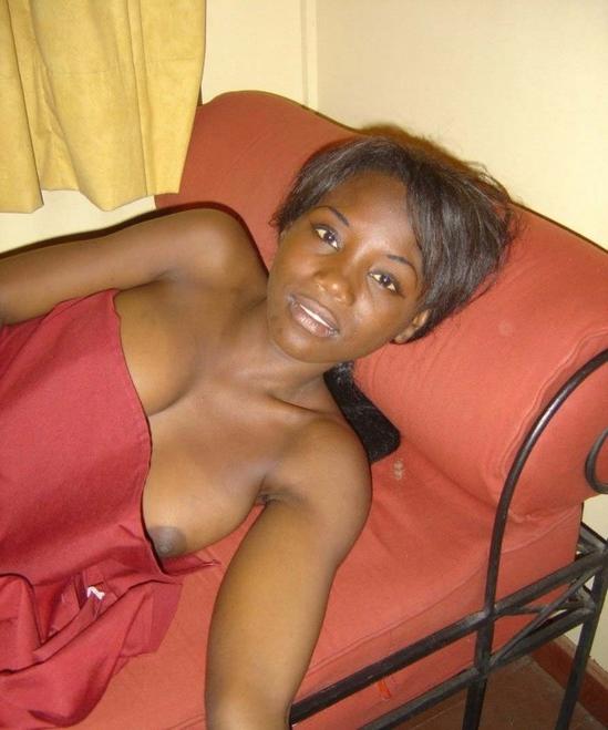 18P Black gfs are posing and fucking