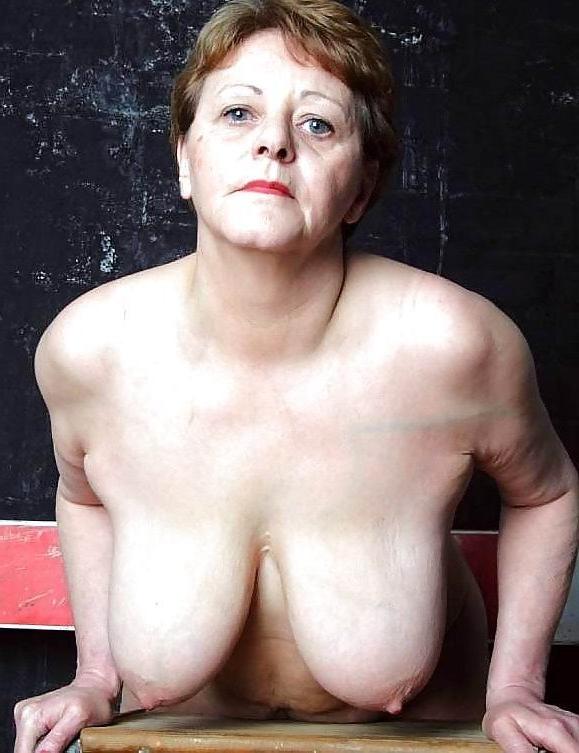 15P very old grannies posing and in hardcore action