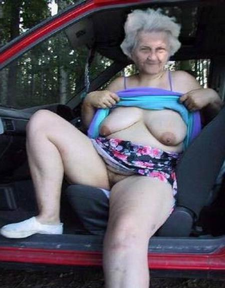 16P very old grannies spreading