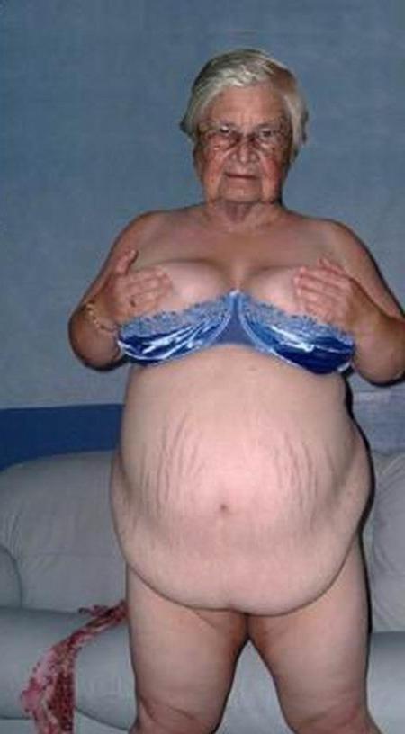 16P very old grannies spreading