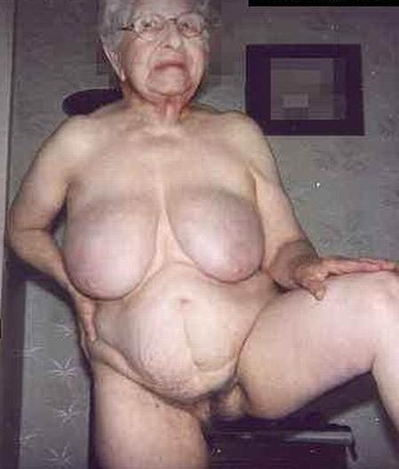 16P very old grannies spreading