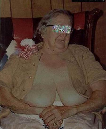 16P very old grannies spreading