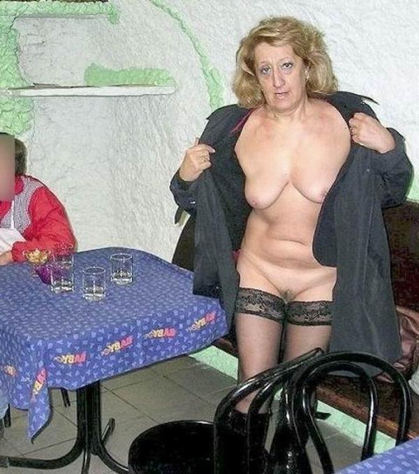 15P very old grannies posing and in action