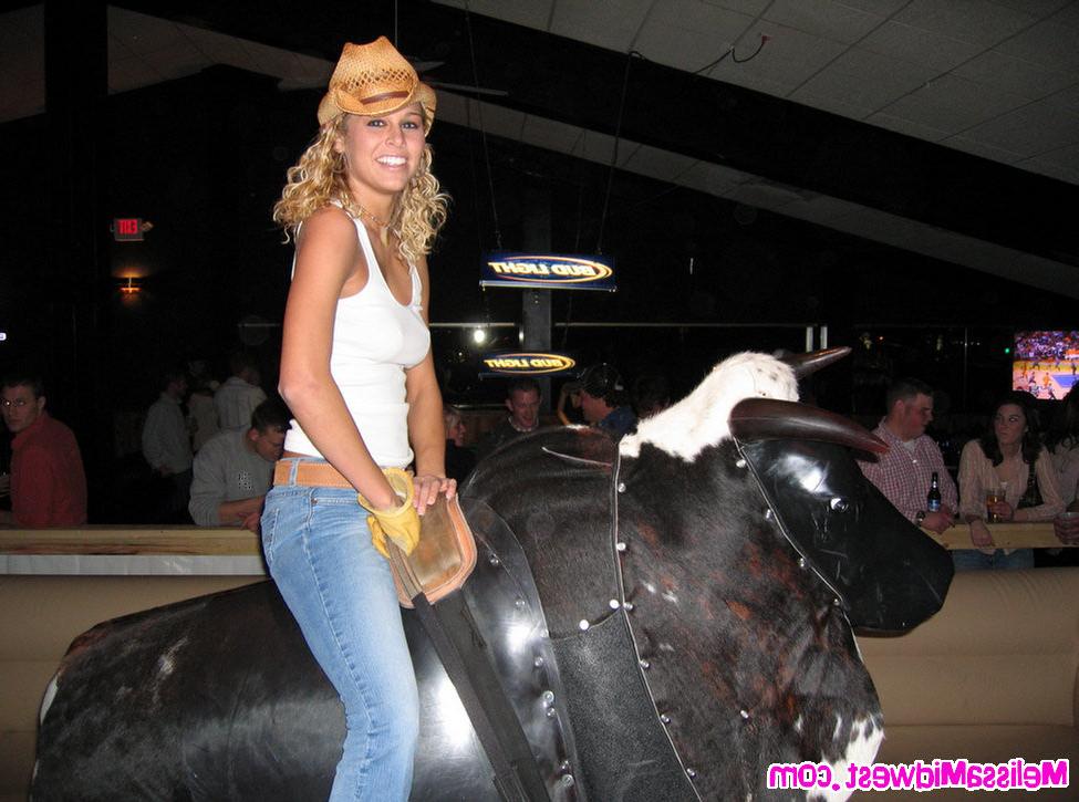 15P Melissa Midwest riding a mechanical bull