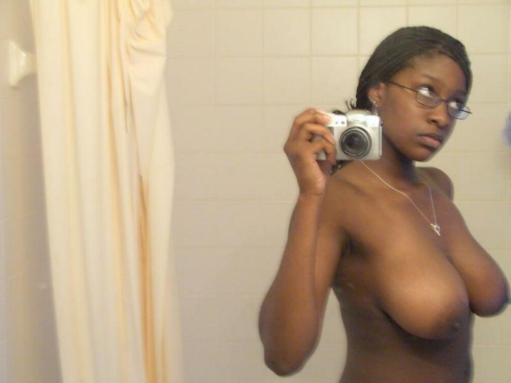 15P Black teen girlfriends posing and naked