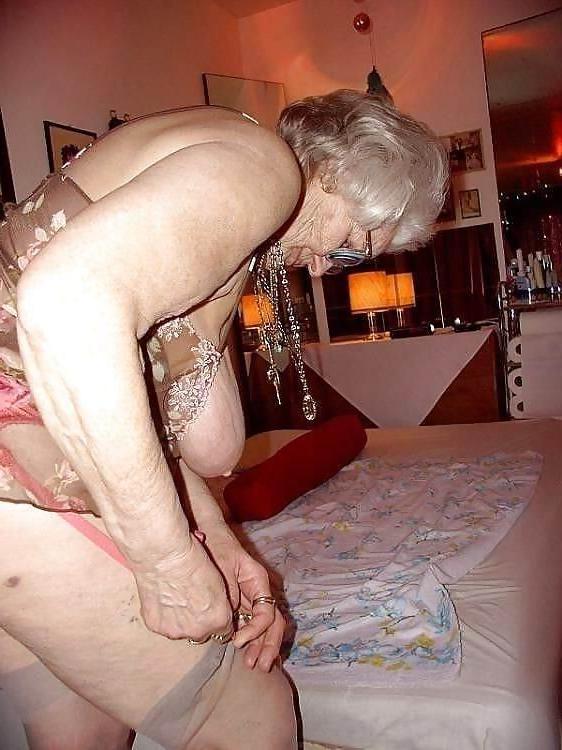 15P very old grannies showing off their goodies