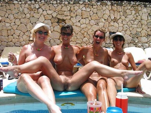 10P Watch all our nice granny amateur content