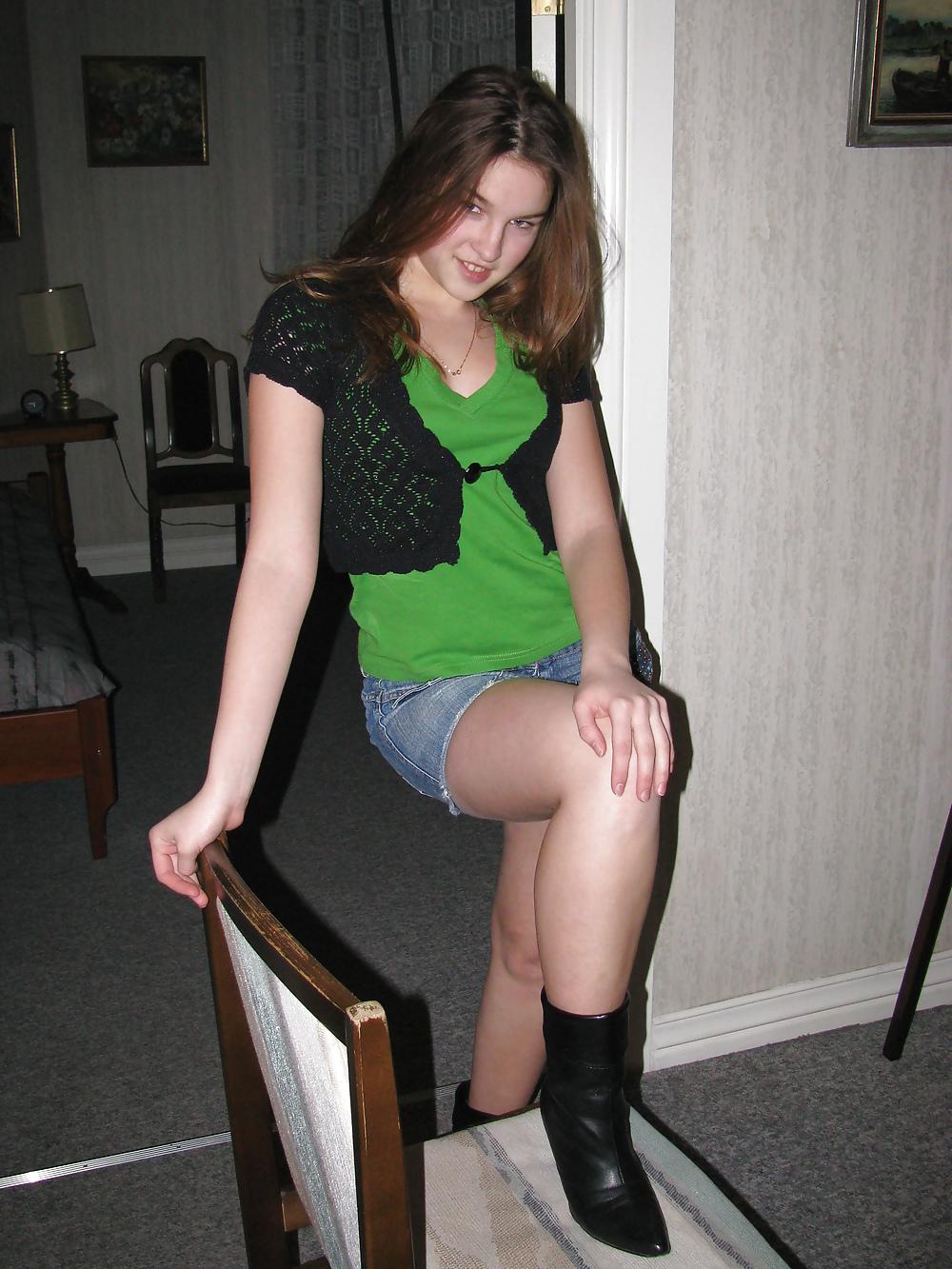 18P Isn't she one of the most beautiful girls u've ever seen?!