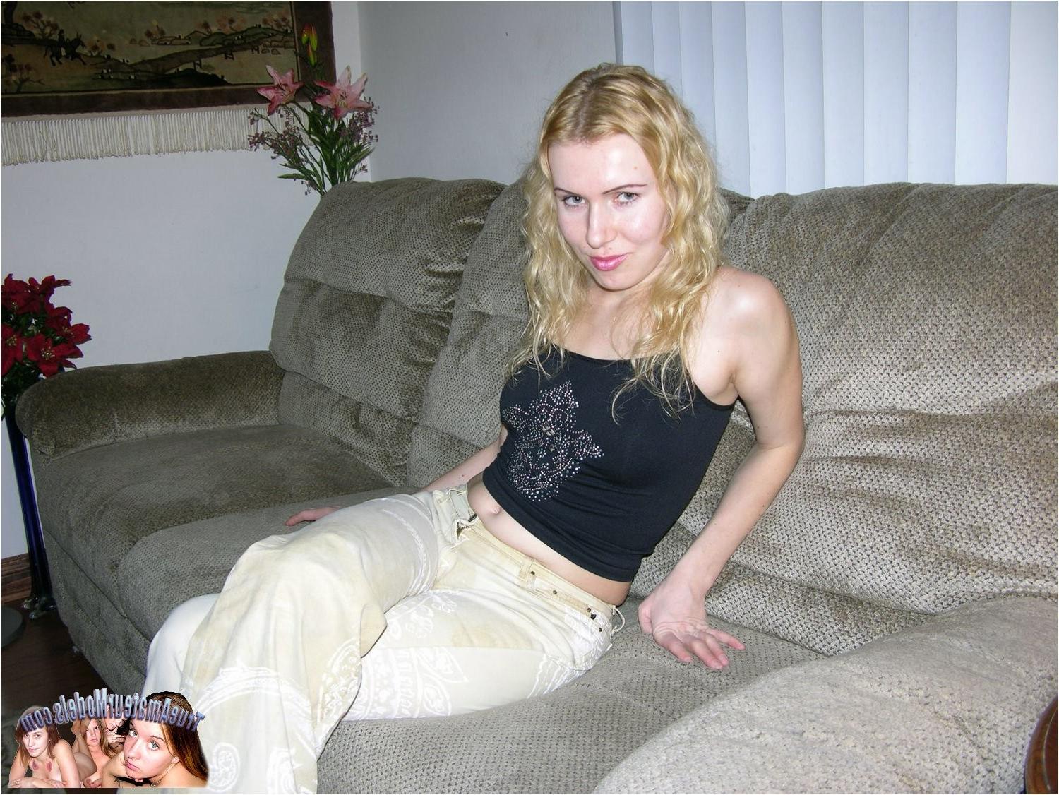 10P Amateur Russian Girl Modeling Nude And Getting Pounded Hard