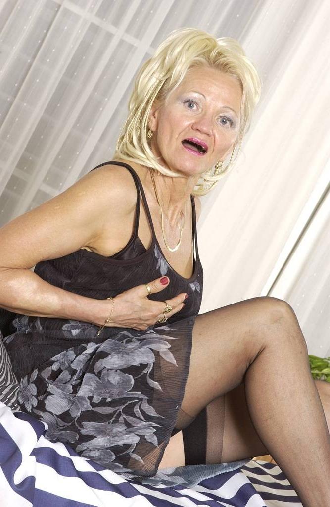 15P playful granny showing off her old pussy