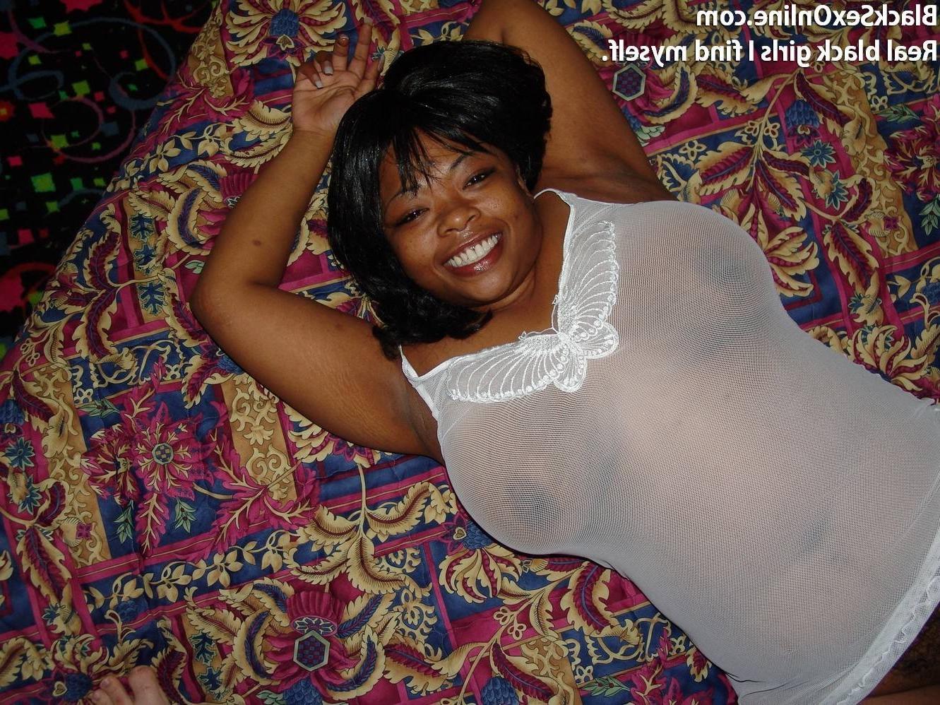 25P First time black amateur girl with huge floppy tits cute smile