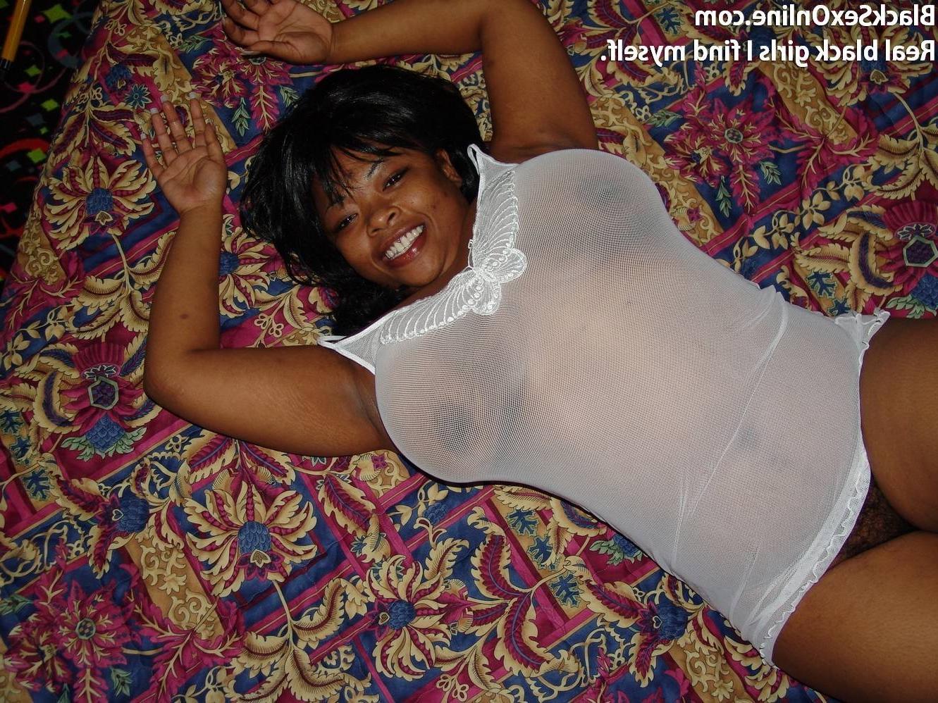 25P First time black amateur girl with huge floppy tits cute smile