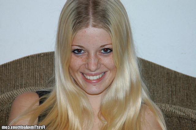 12P 12 pics and 1 movie of Charlotte from First Time Auditions
