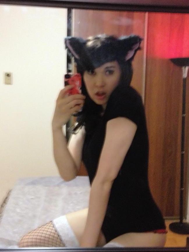 12P Amateur ladyboy trap