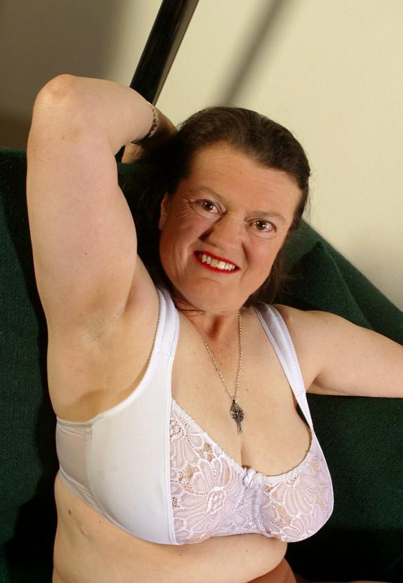 15P old granny showing off her big boobs
