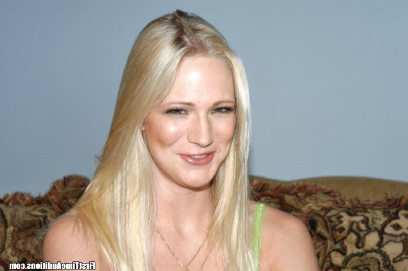 12P 12 pics and 1 movie of Allayah from First Time Auditions