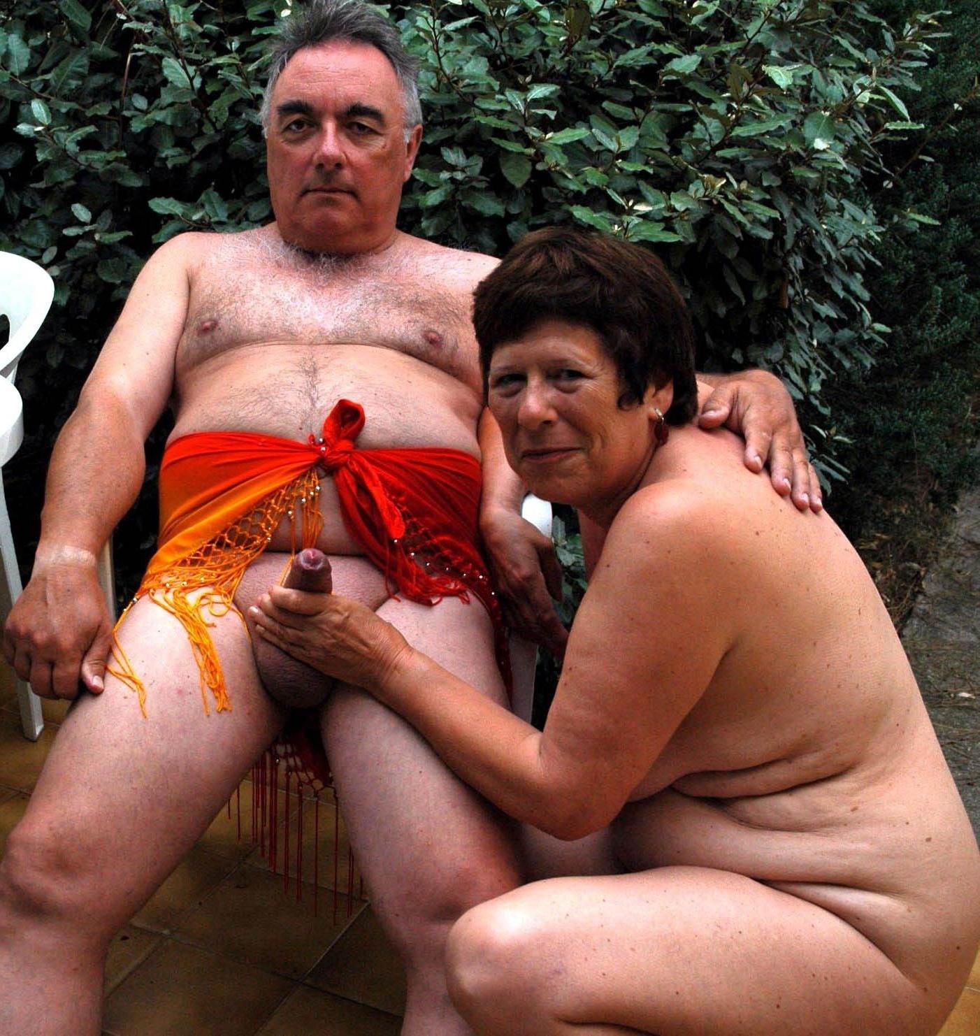 15P very old grannies showing off their goodies