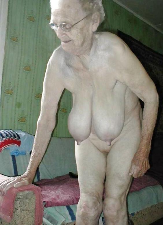15P very old grannies showing off their goodies