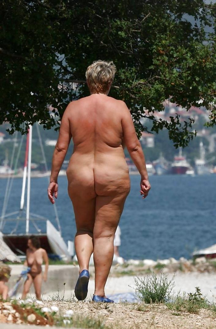 25P Mature Lady Nudists I