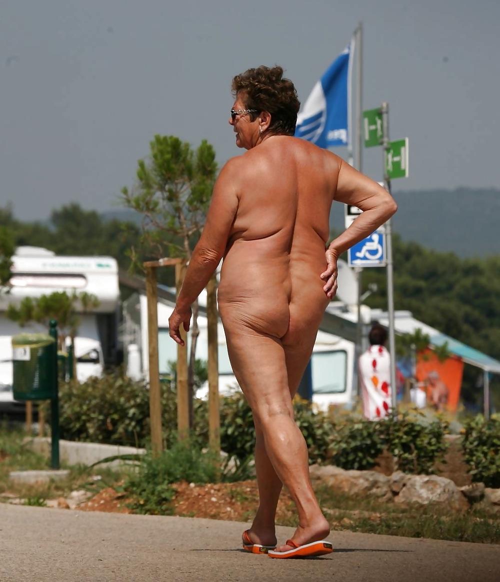 25P Mature Lady Nudists I