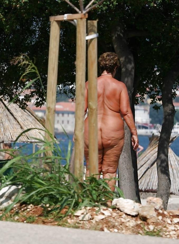 25P Mature Lady Nudists I