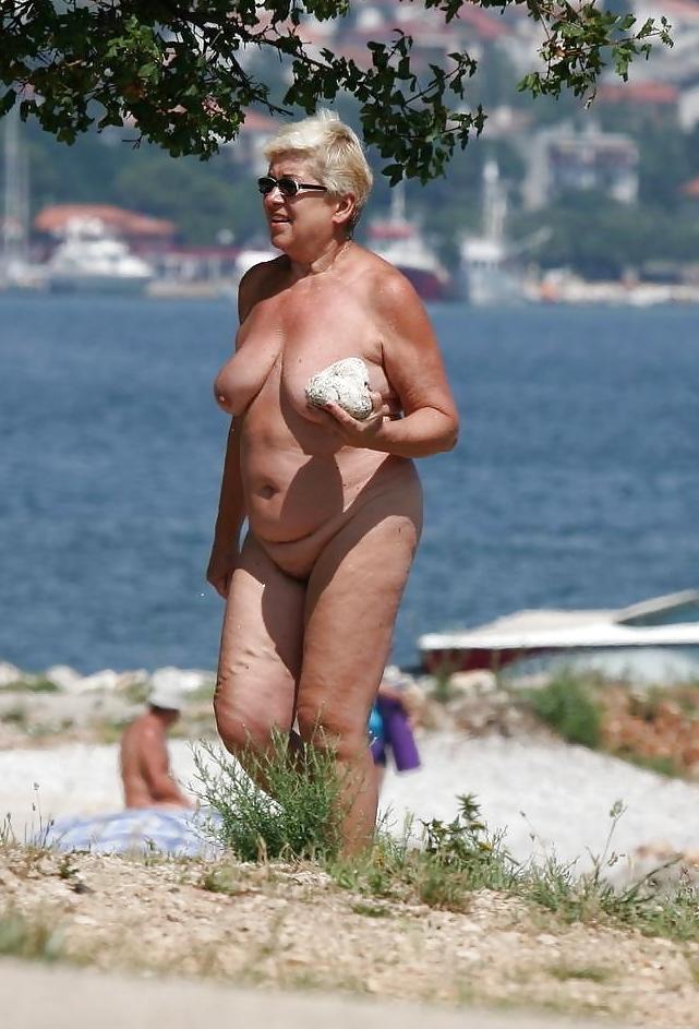 25P Mature Lady Nudists I